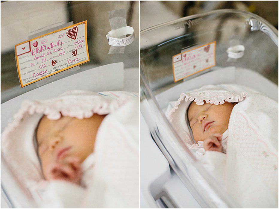 DIY hospital photos of your newborn