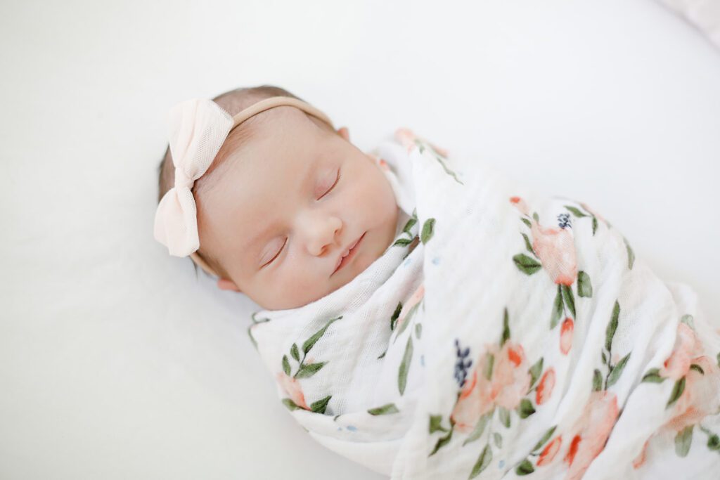 When Is the Best Time to Have Lifestyle Newborn Photos Taken? 1