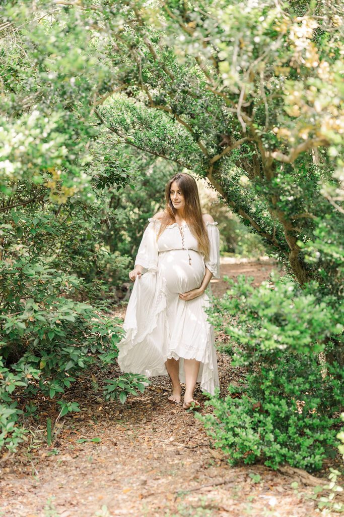 maternity photos at Goodwood Museum and Gardens Tallahassee FL